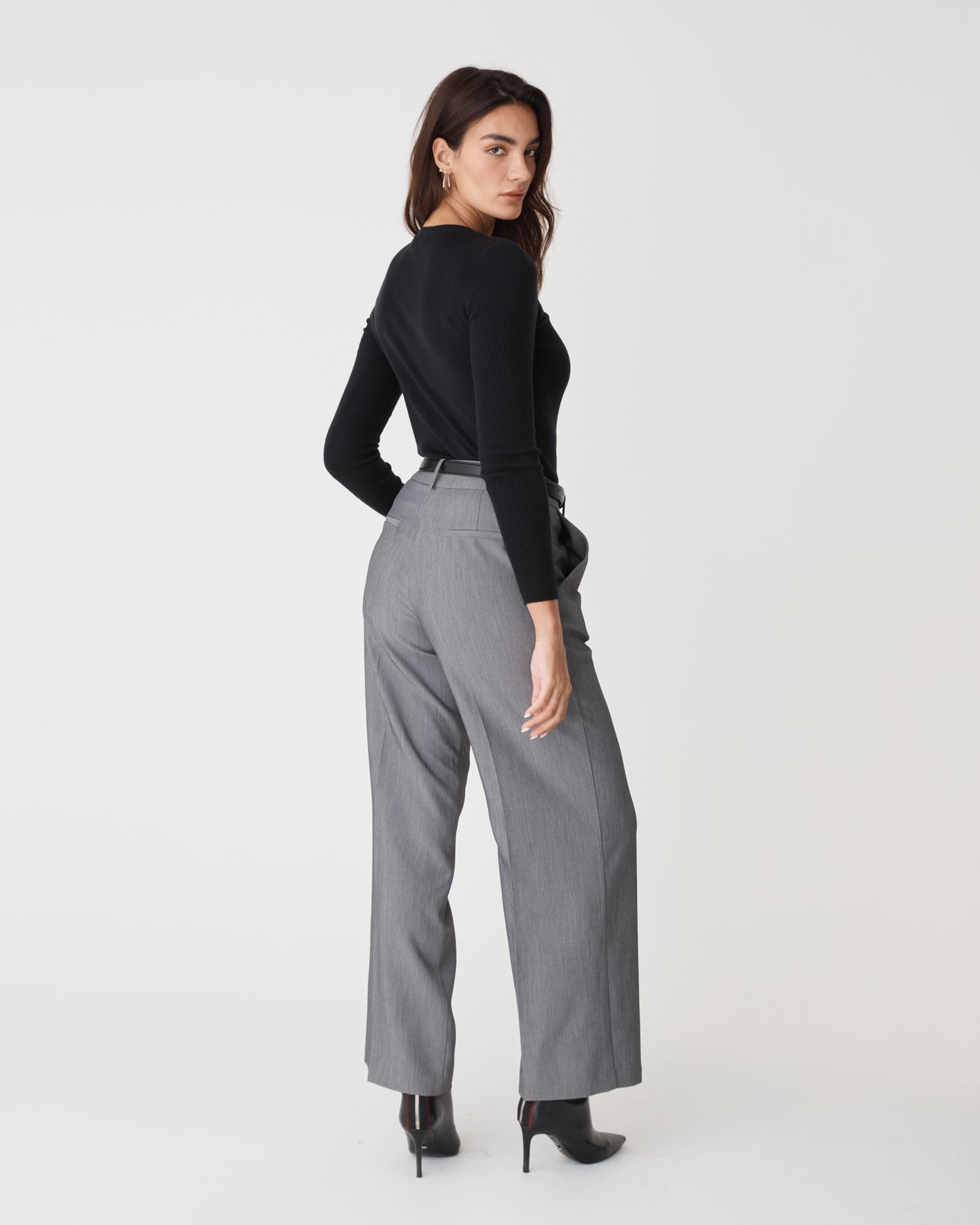 Tania Crew Neck Knit