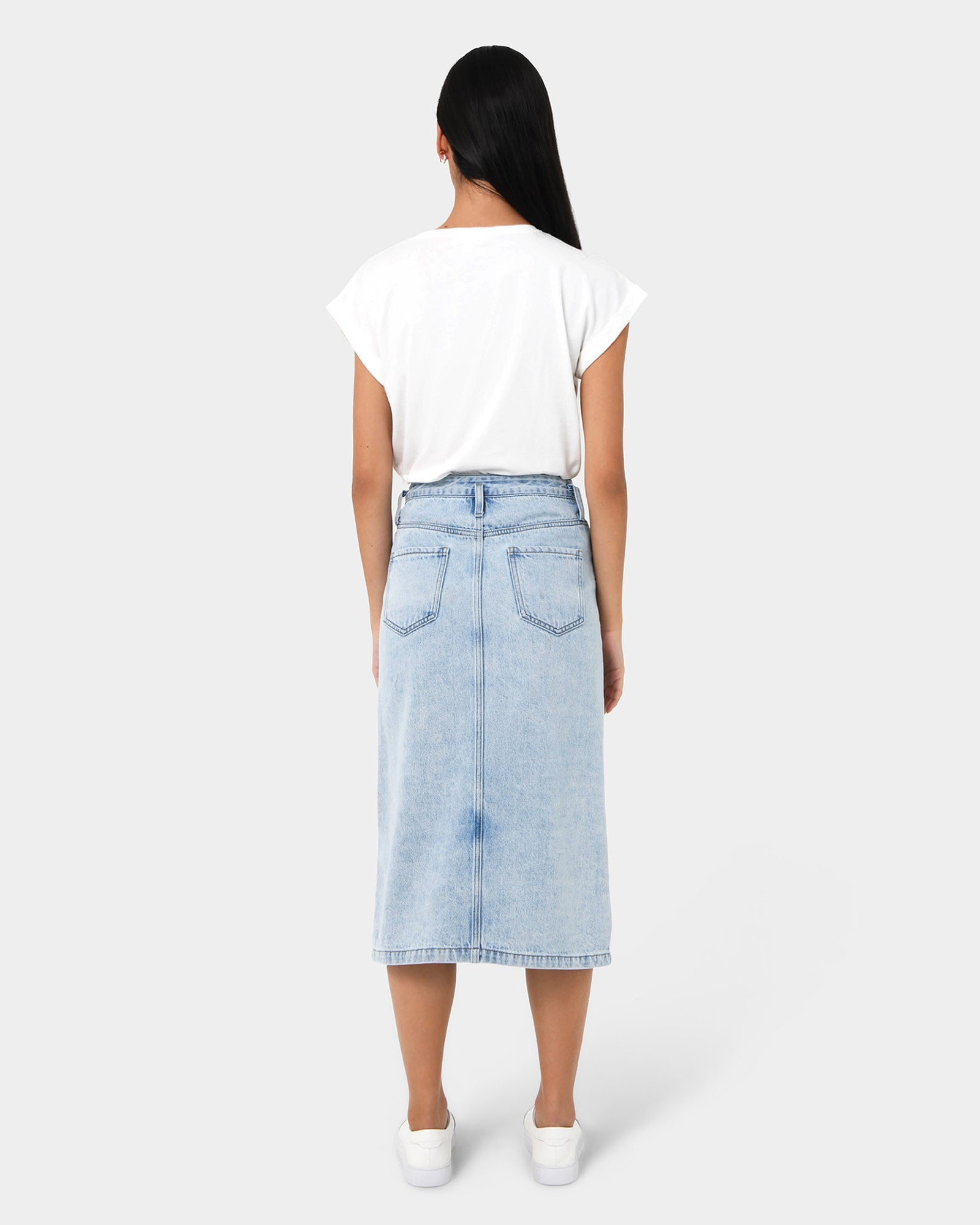 Baylee Basic Tee
