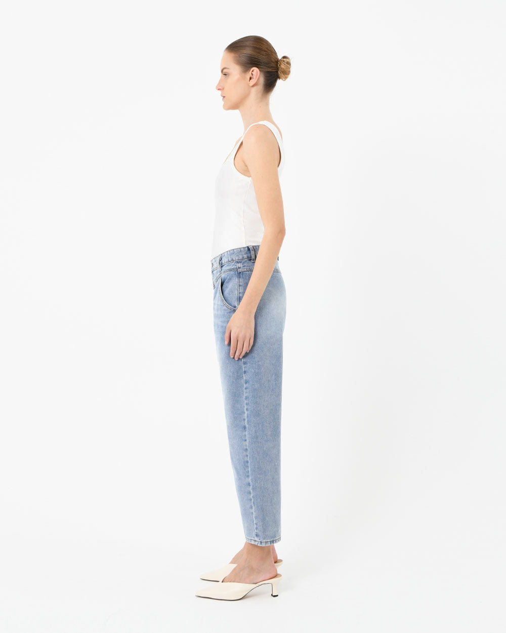 Jovie Barrel Crop Jeans