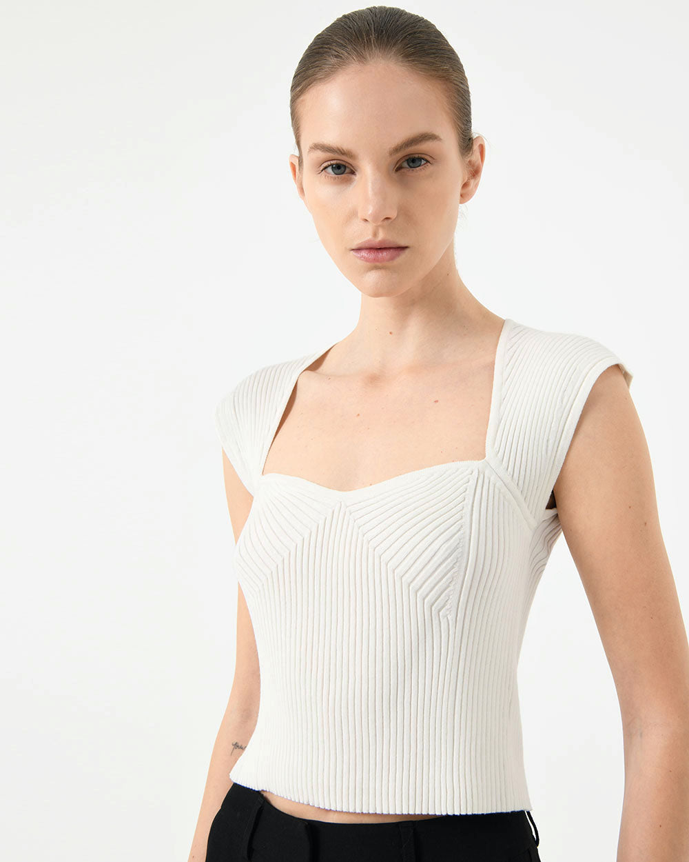 Mara Heart Neck Knit Top