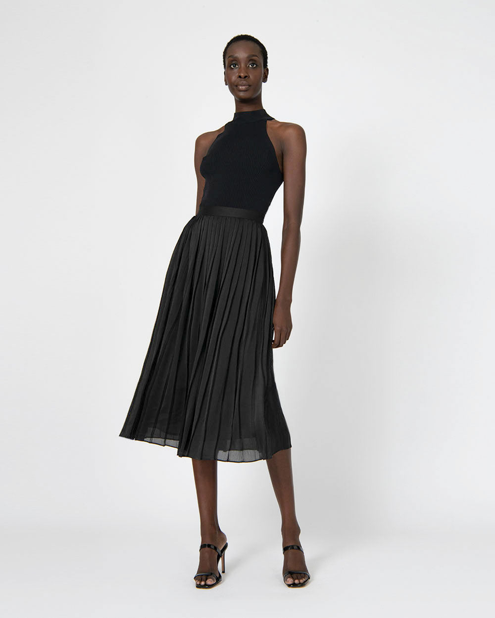 Rosy Pleated Skirt