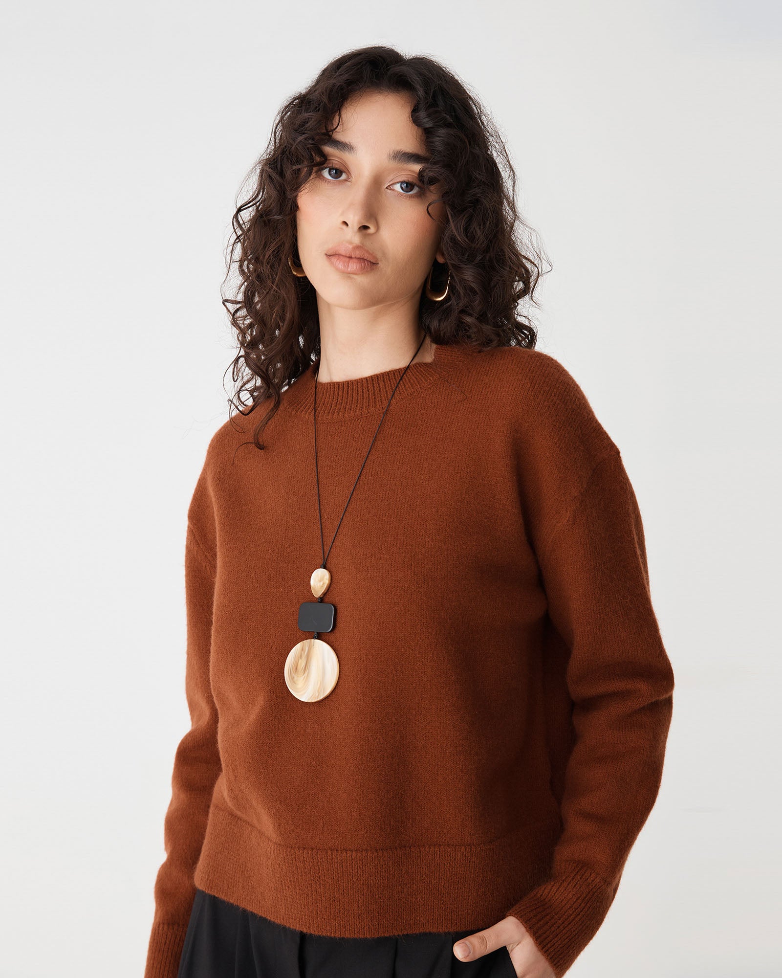 Joyli Round Neck Knit