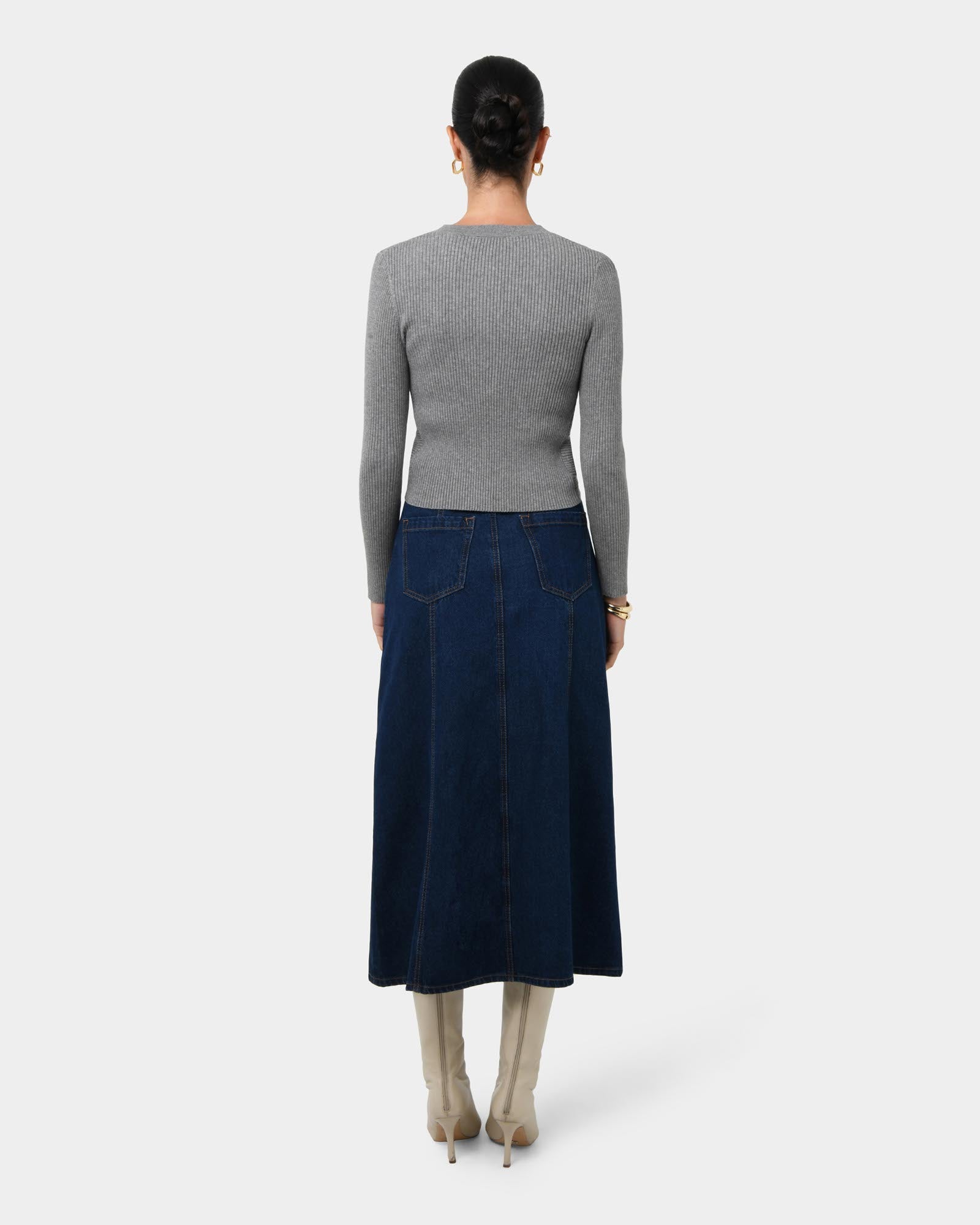 Abaya Button Crop Knit