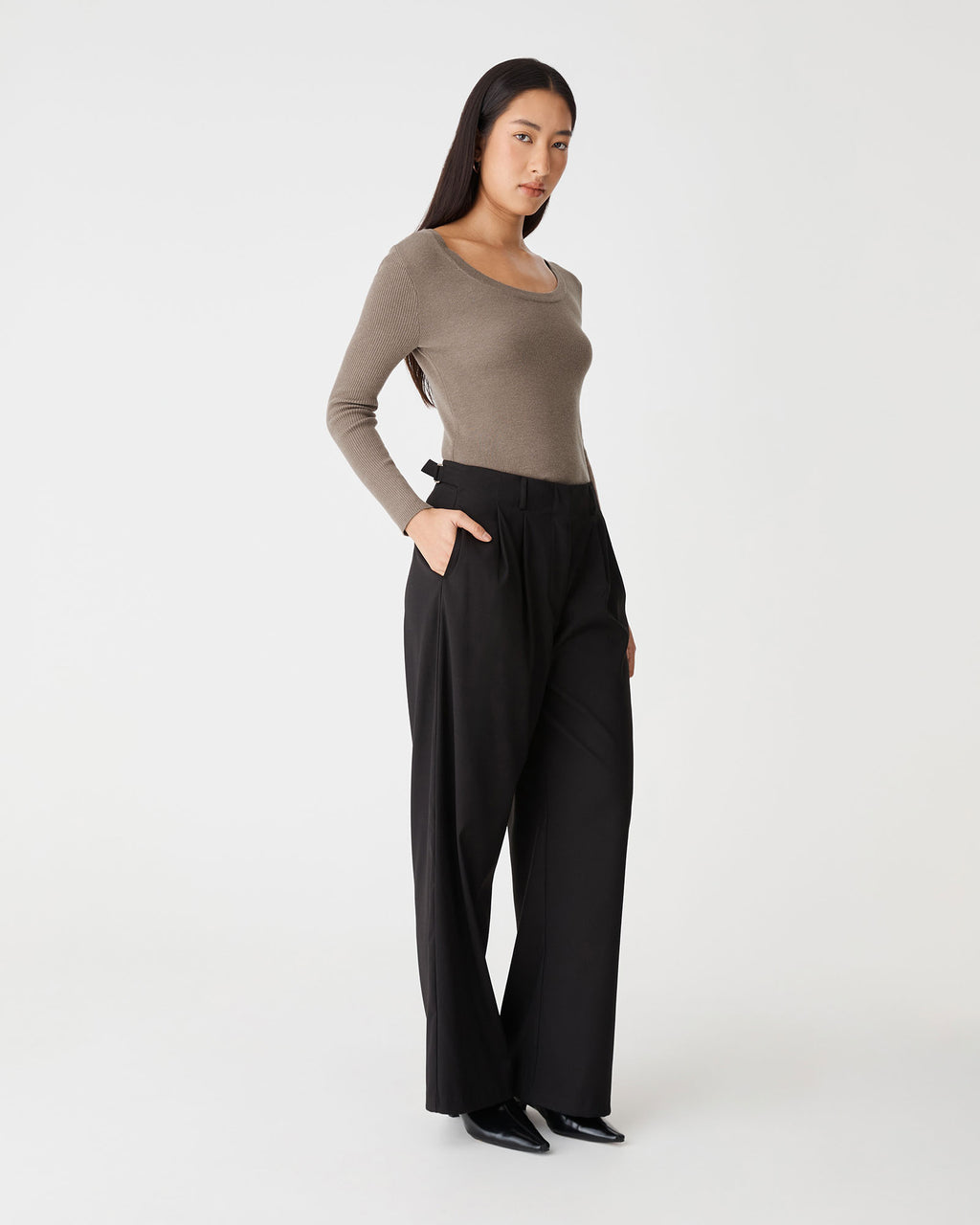 Samira Scoop Neck Knit