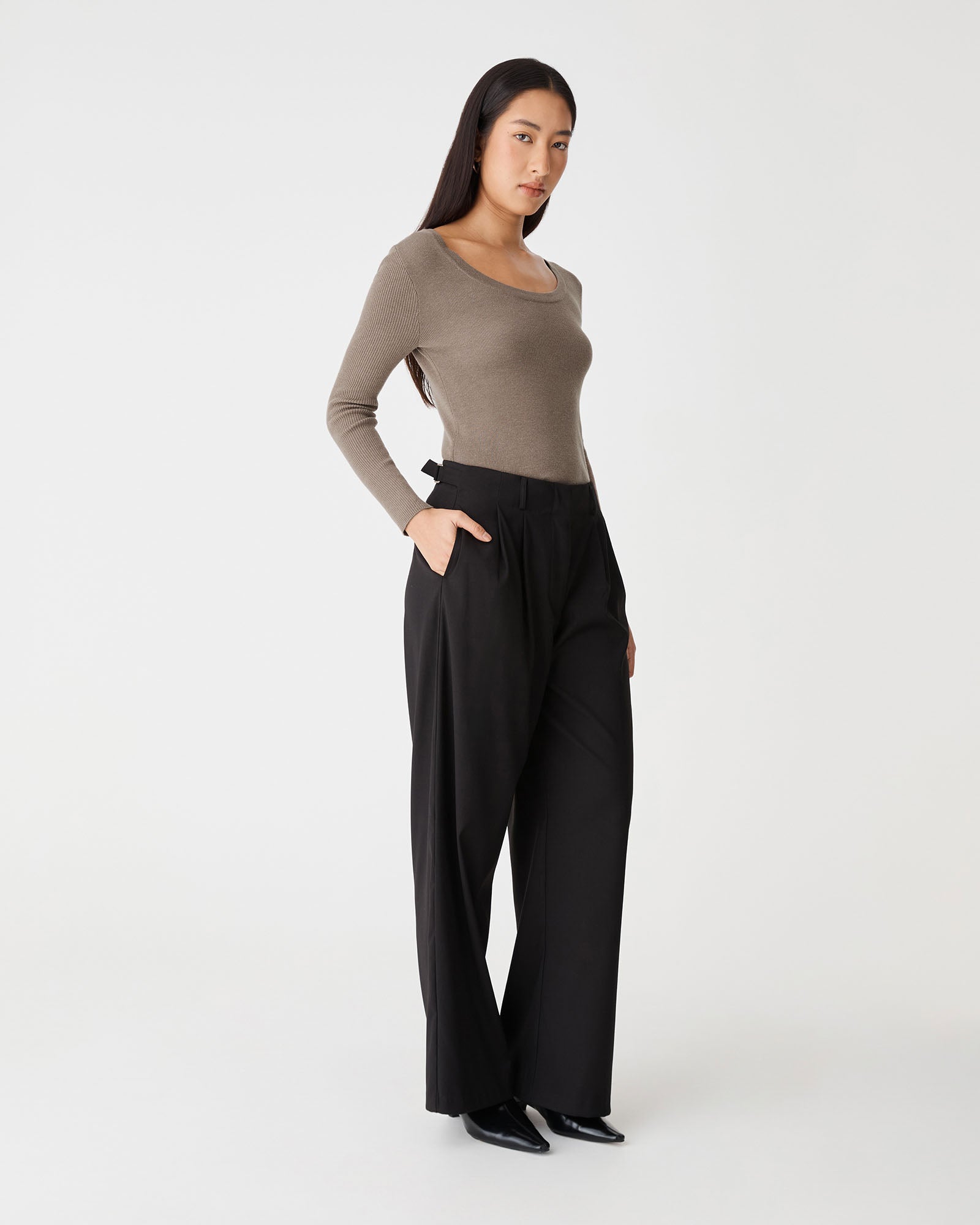 Samira Scoop Neck Knit