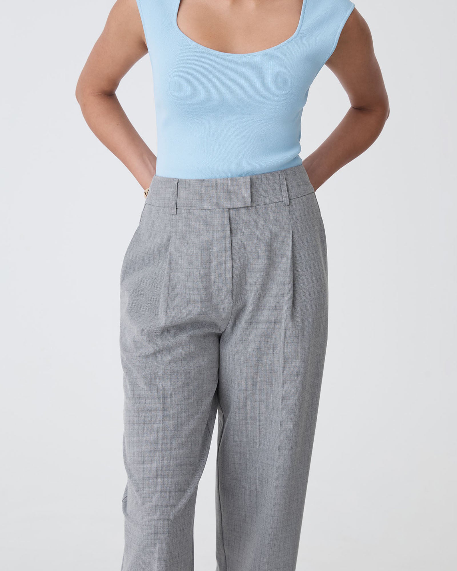 Kris Tapered Leg Pants