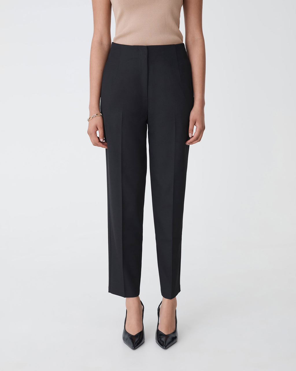 Mila Tapered Leg Pant