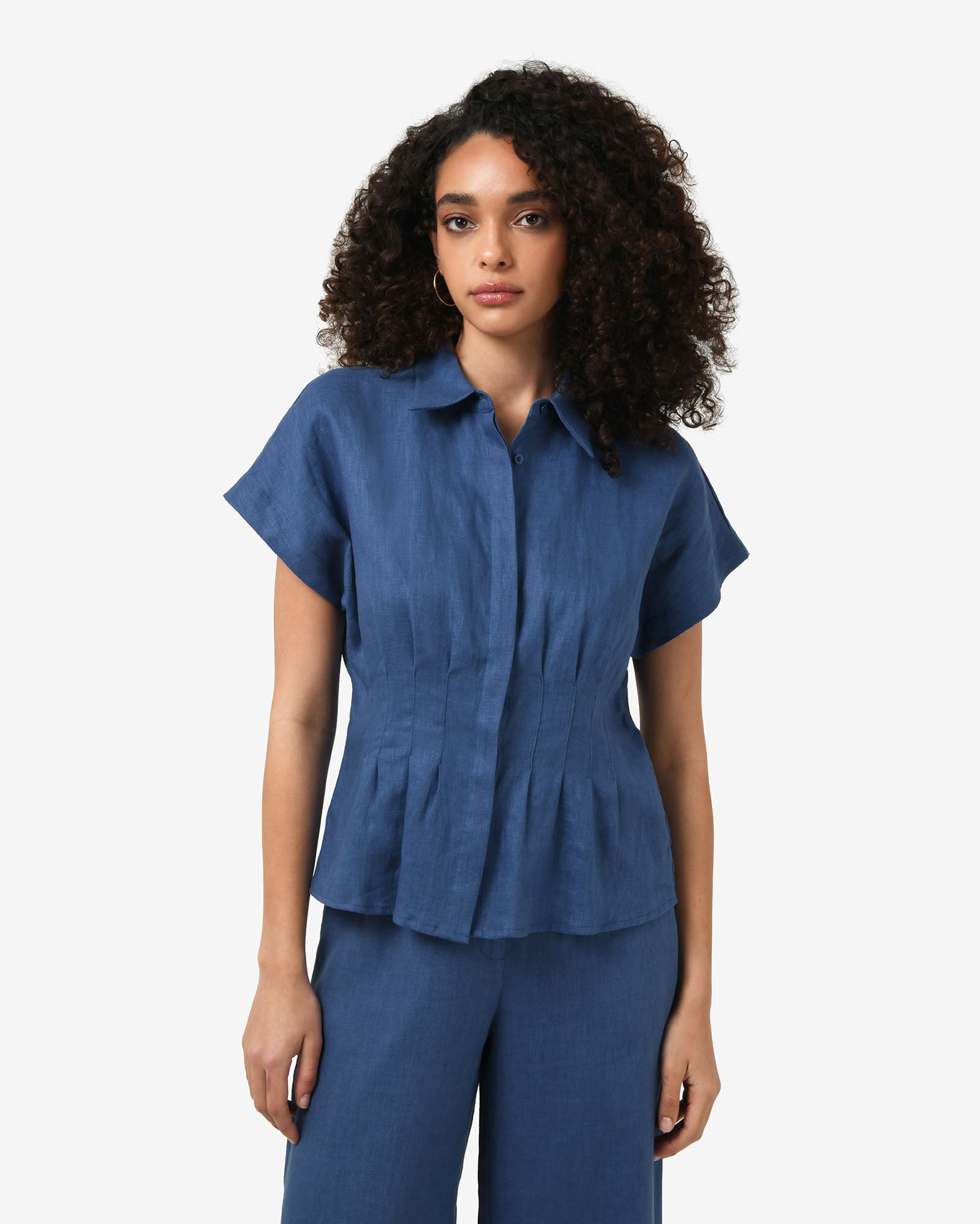 Ami Linen Pleated Tuck Shirt