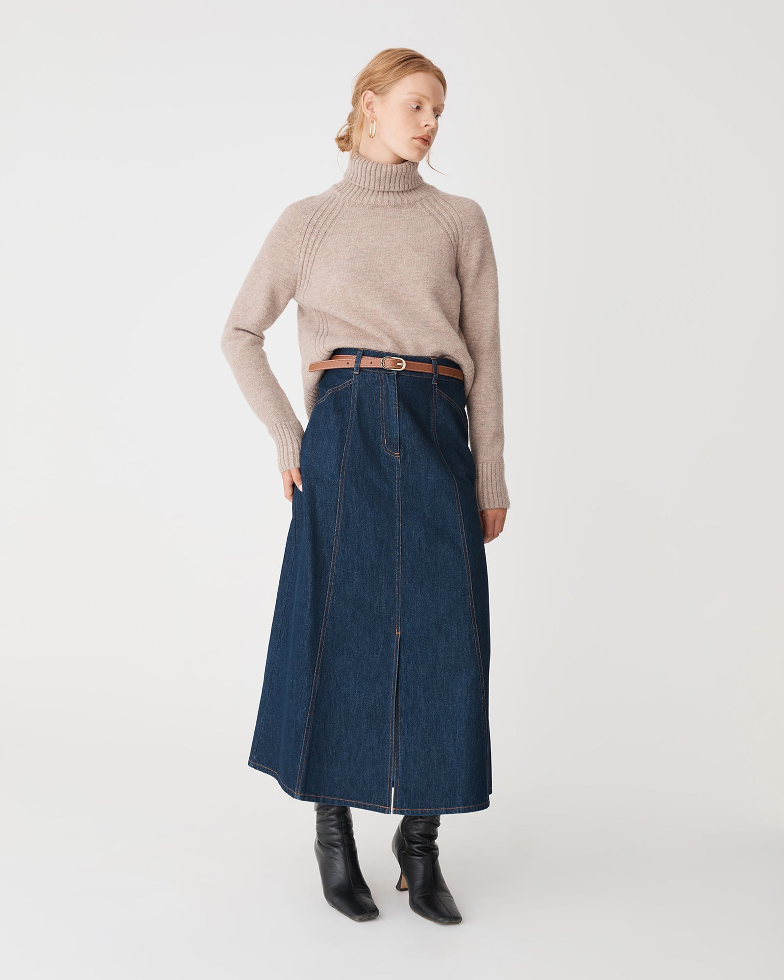 Jada Notch Hem Turtleneck Knit