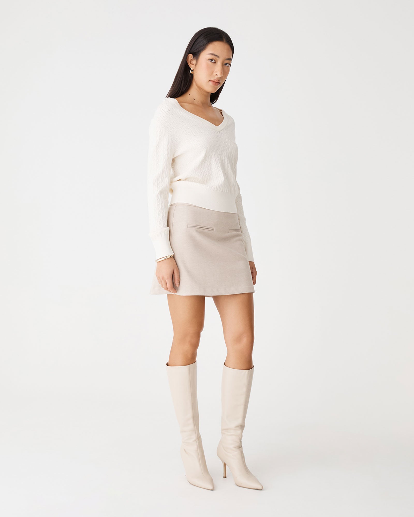 Carla V-Neck Cable Knit