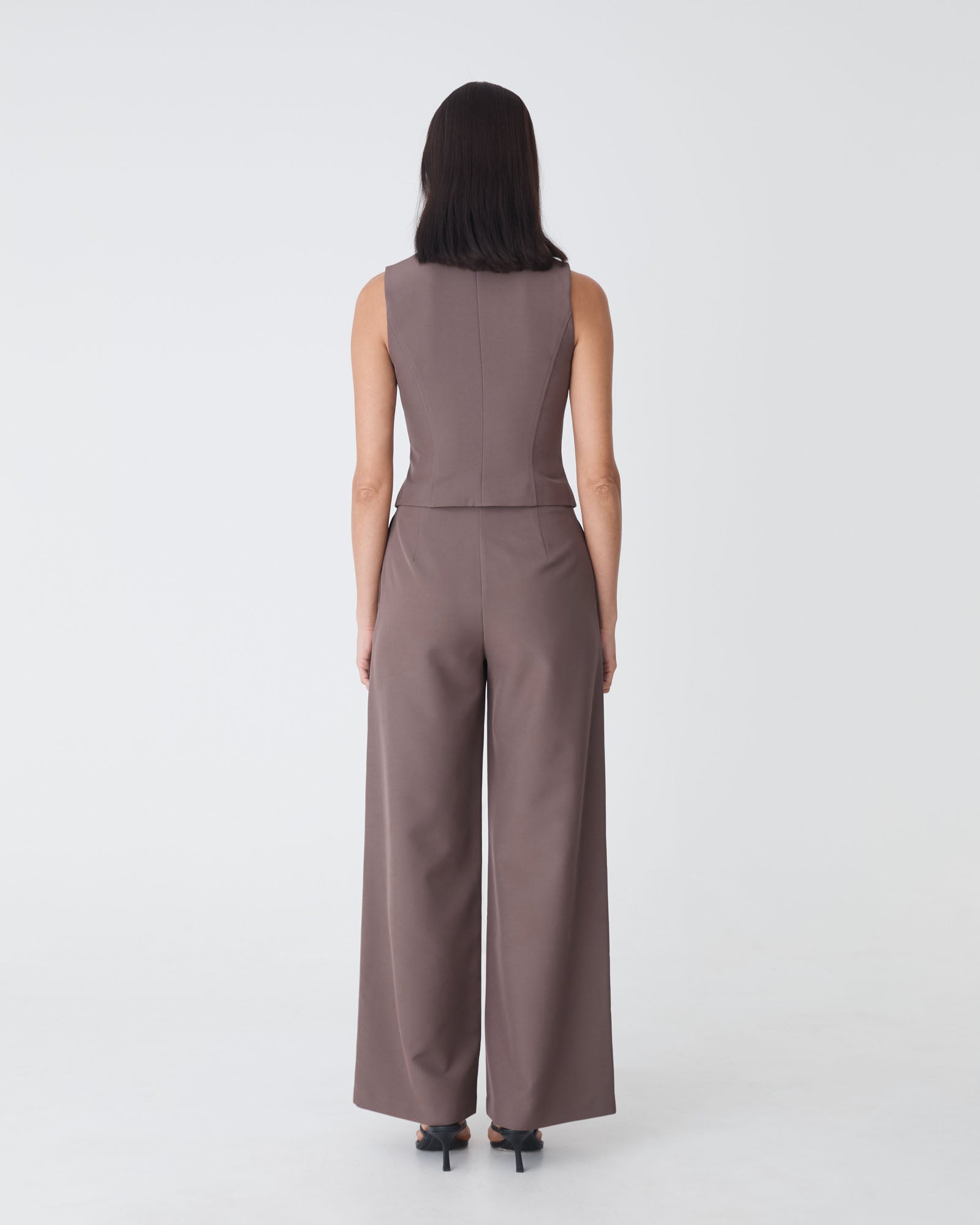 Dakota V-Neck Vest