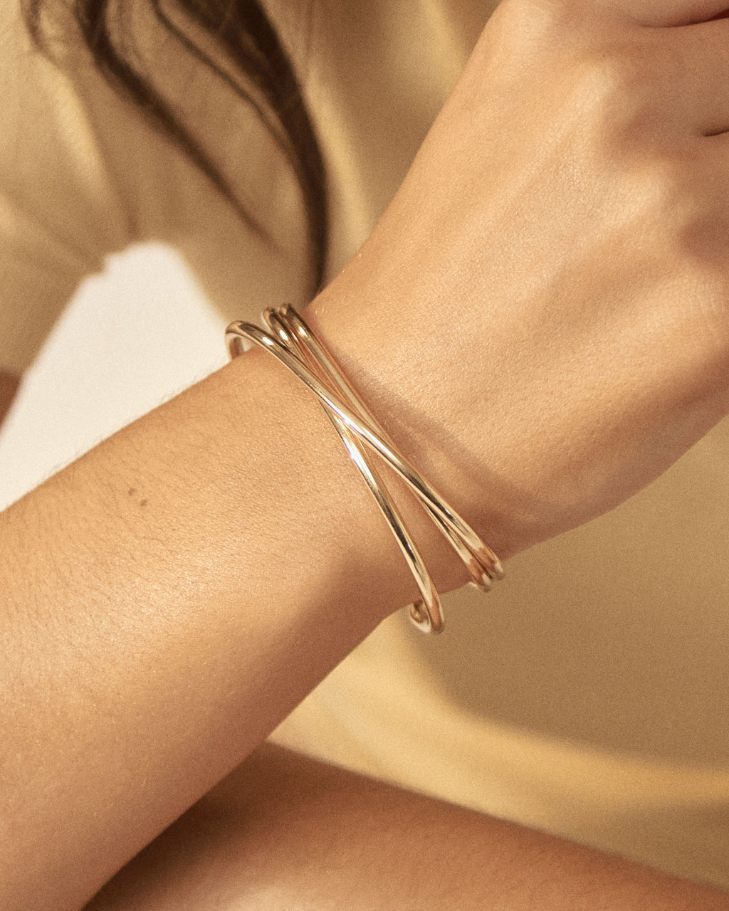 Elara Crossover Cuff