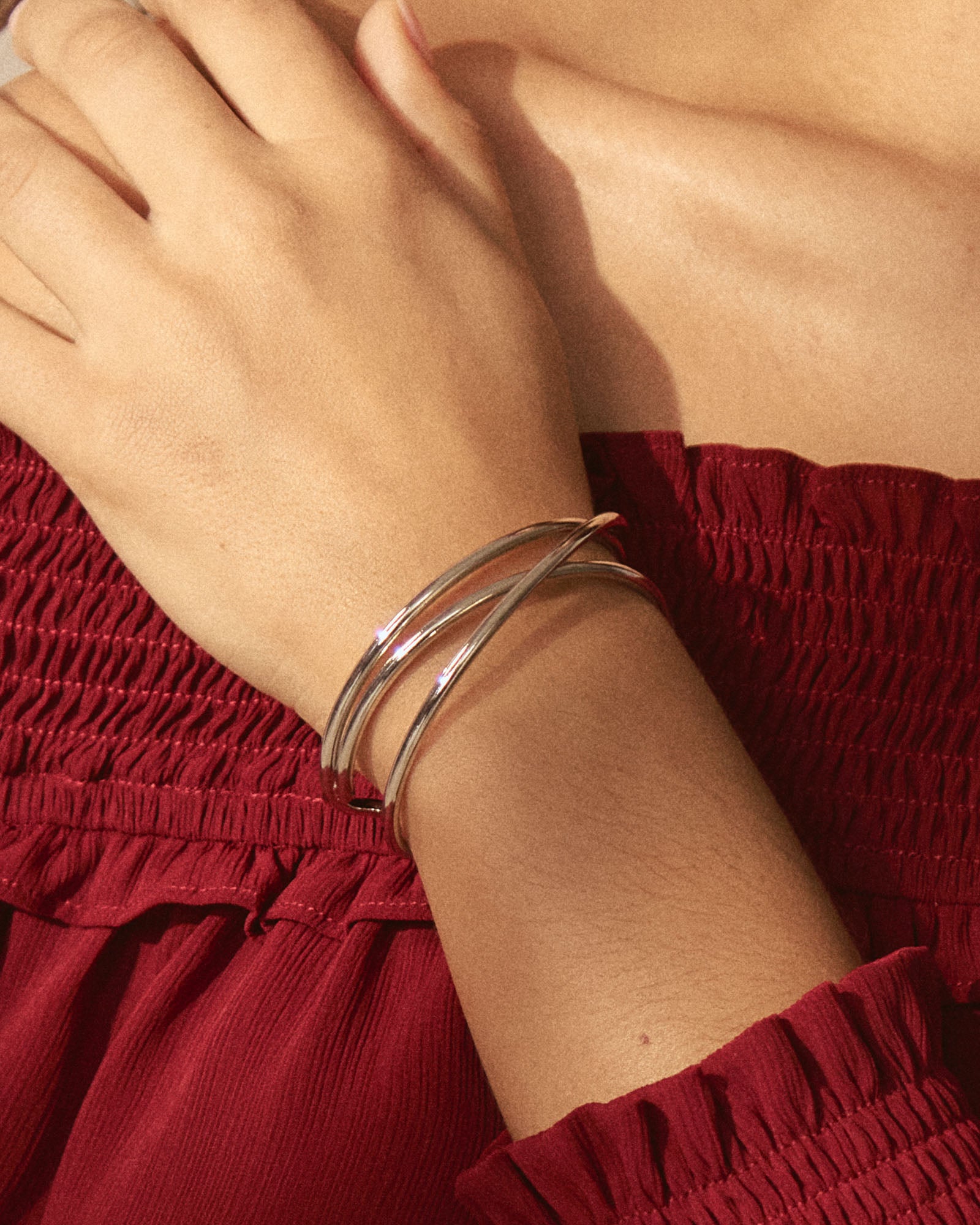 Elara Crossover Cuff