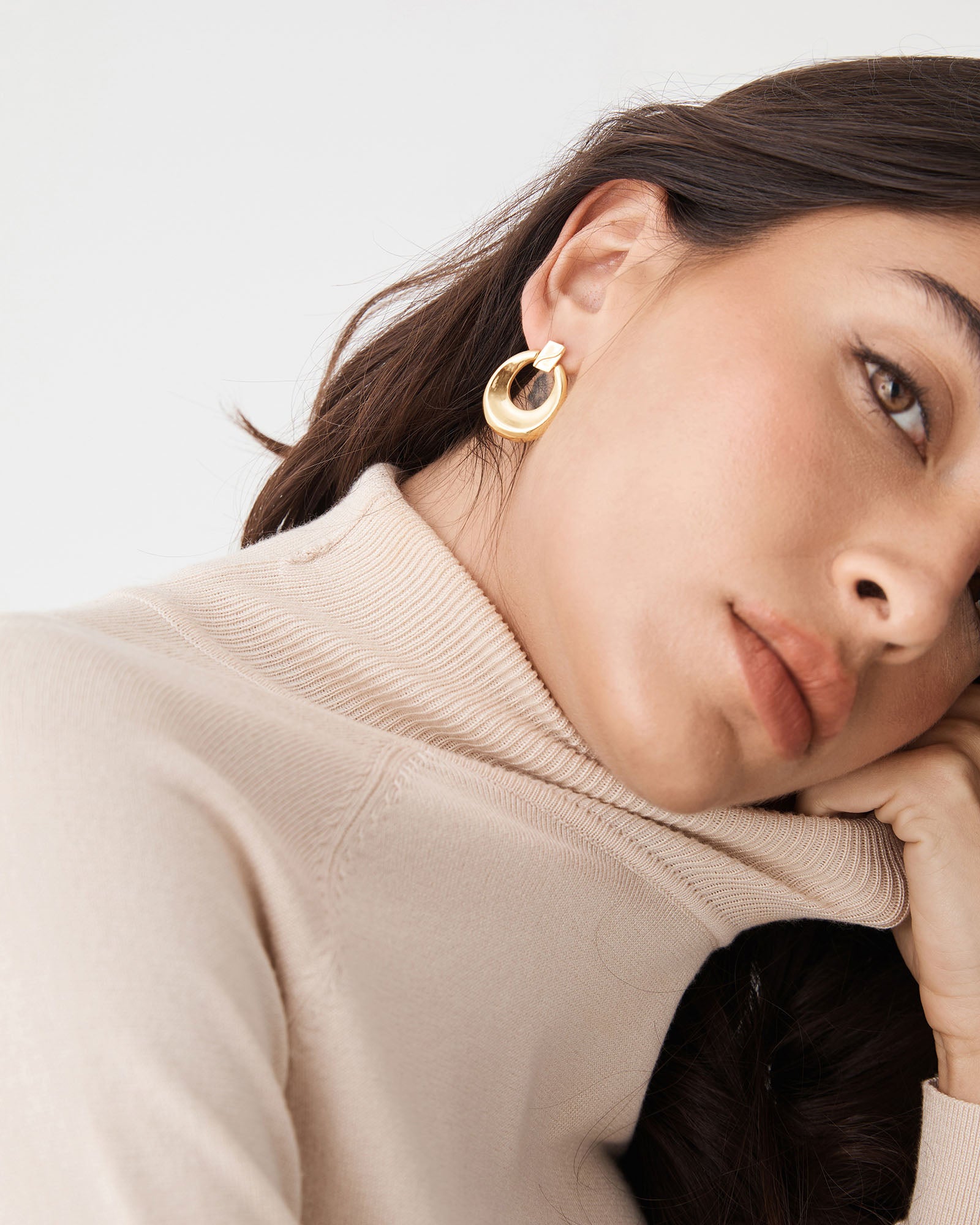 Thalia Hoop Earrings