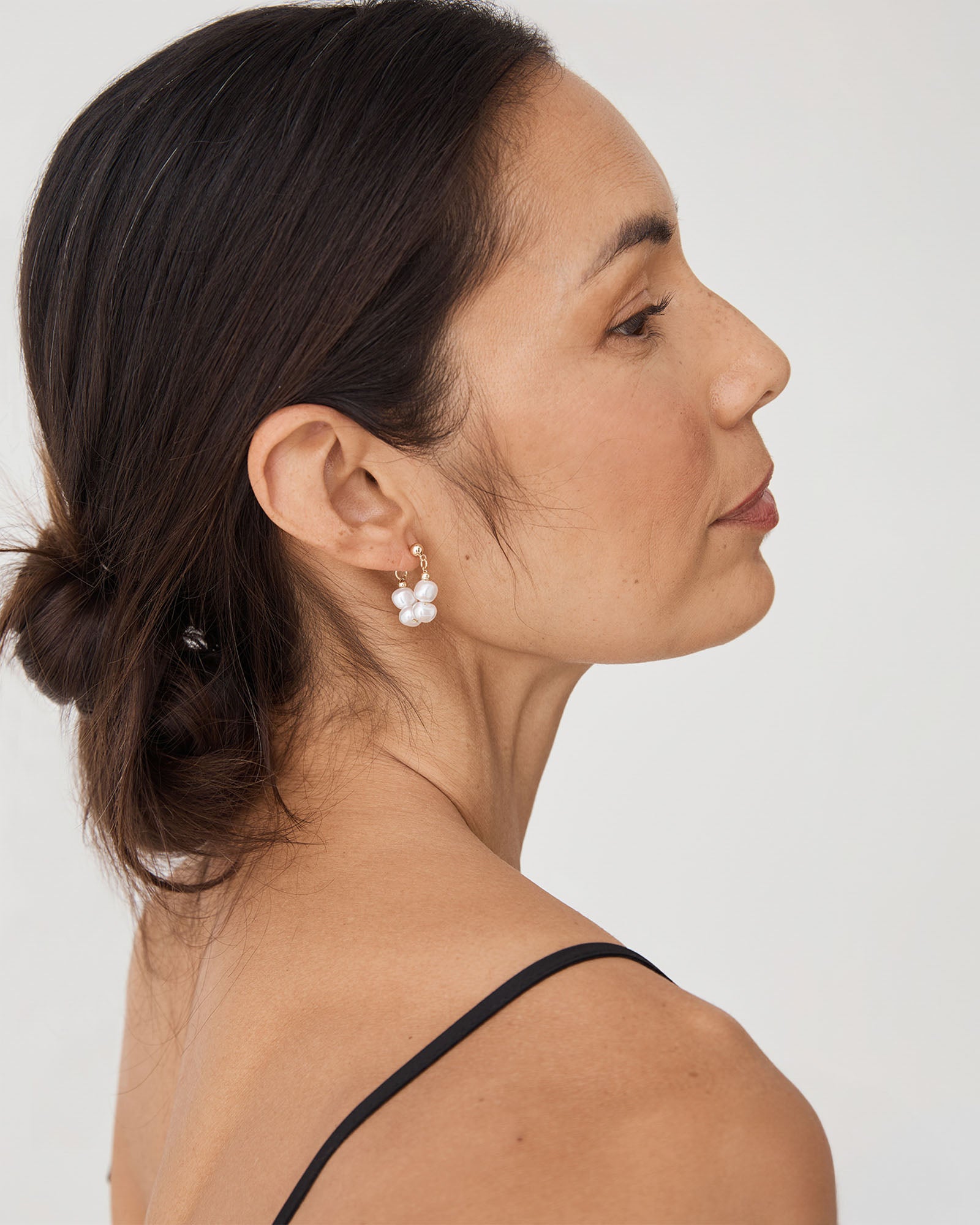 Amelie Pearl Earrings