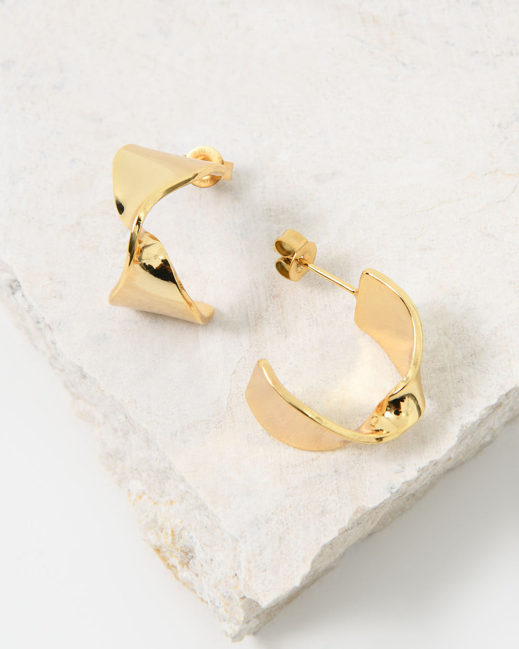 Alice 16k Gold Plated Earrings