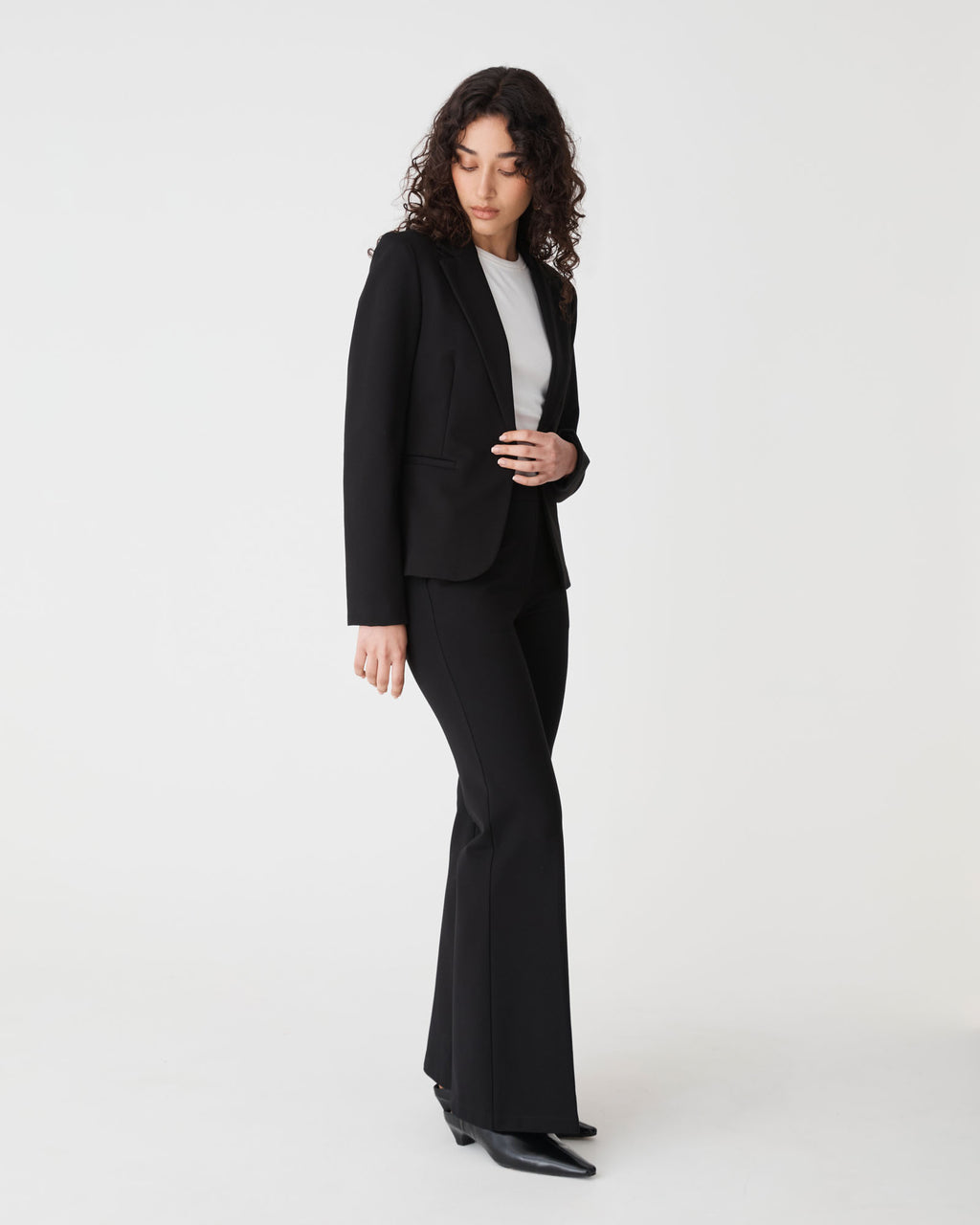 Sutton Single Breasted Blazer