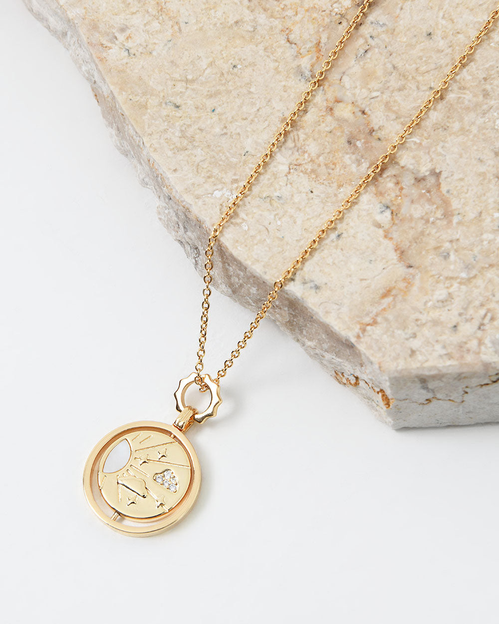 Victoria 16k Gold Necklace