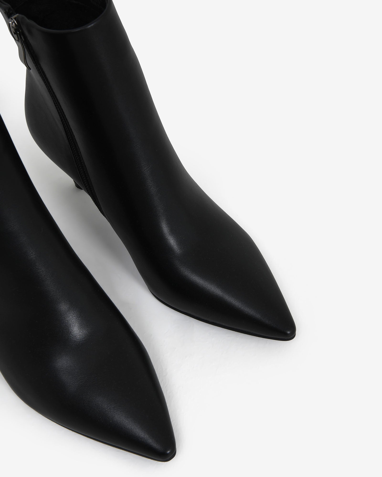 Luxie Pointed Ankle Boots